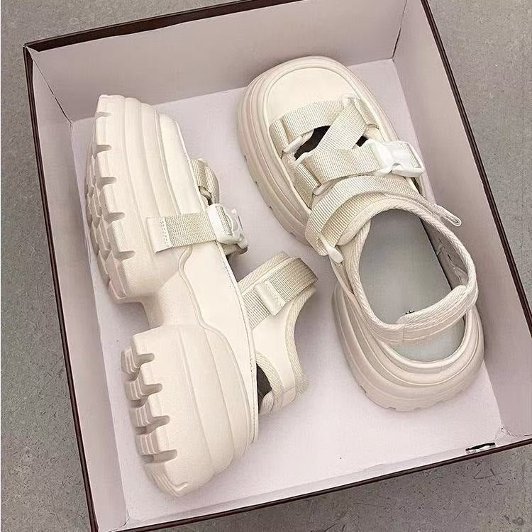 Dame Chunky Sneakers med åndbare meshinserts og justerbart remdesign Stilla
