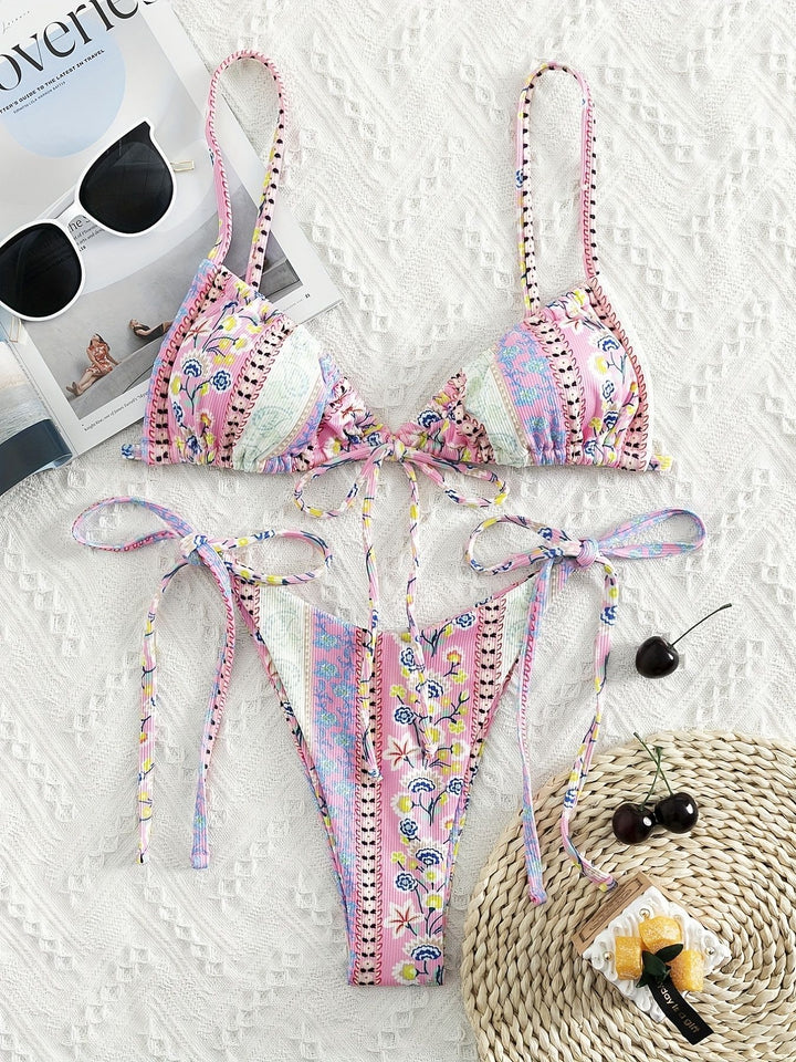 Dame triangel-bikini med legende design og justerbare stropper Skovae