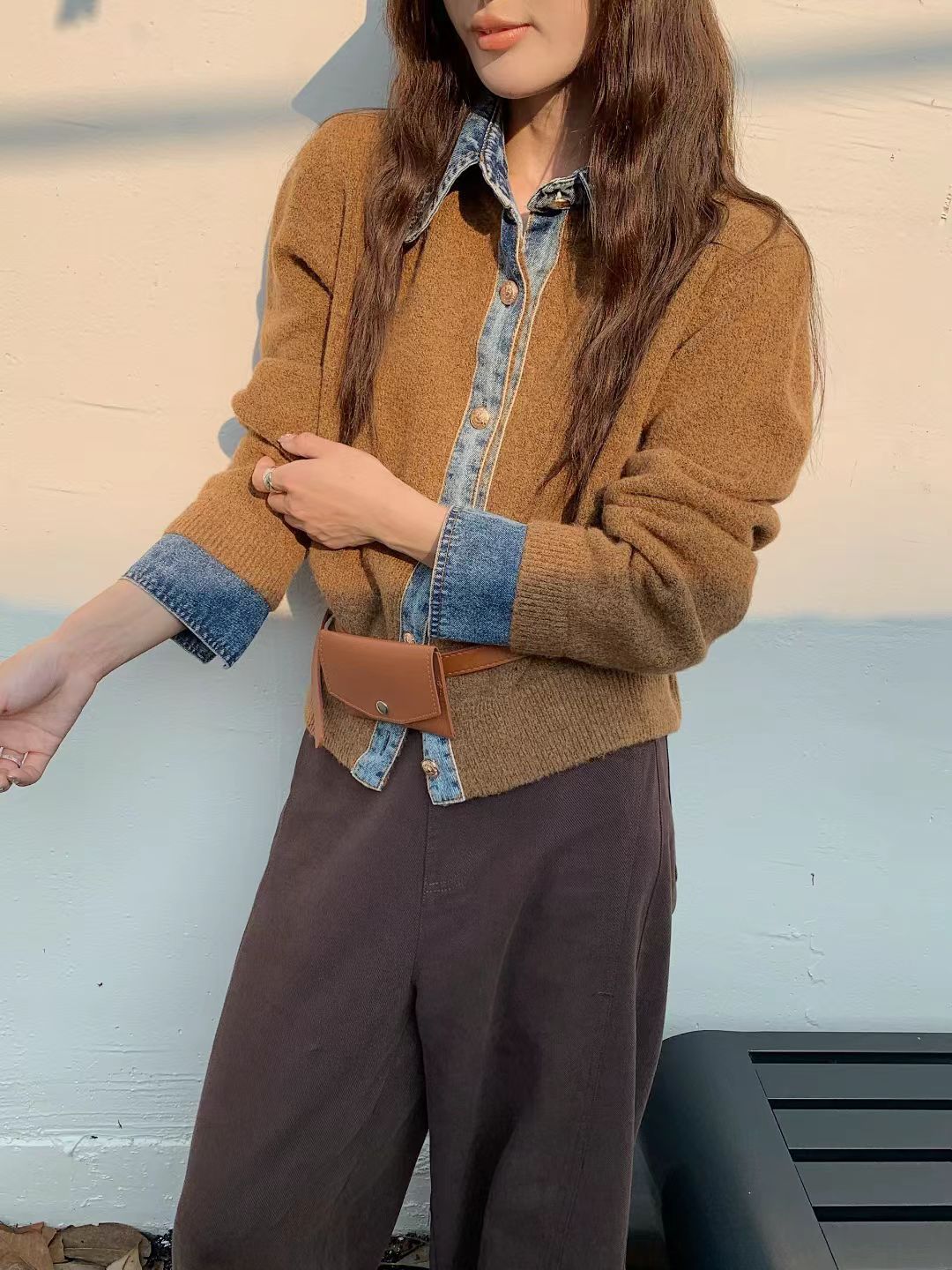 Dame fashionabel cardigan med innovativ krave og elegante knapdetaljer Stilla