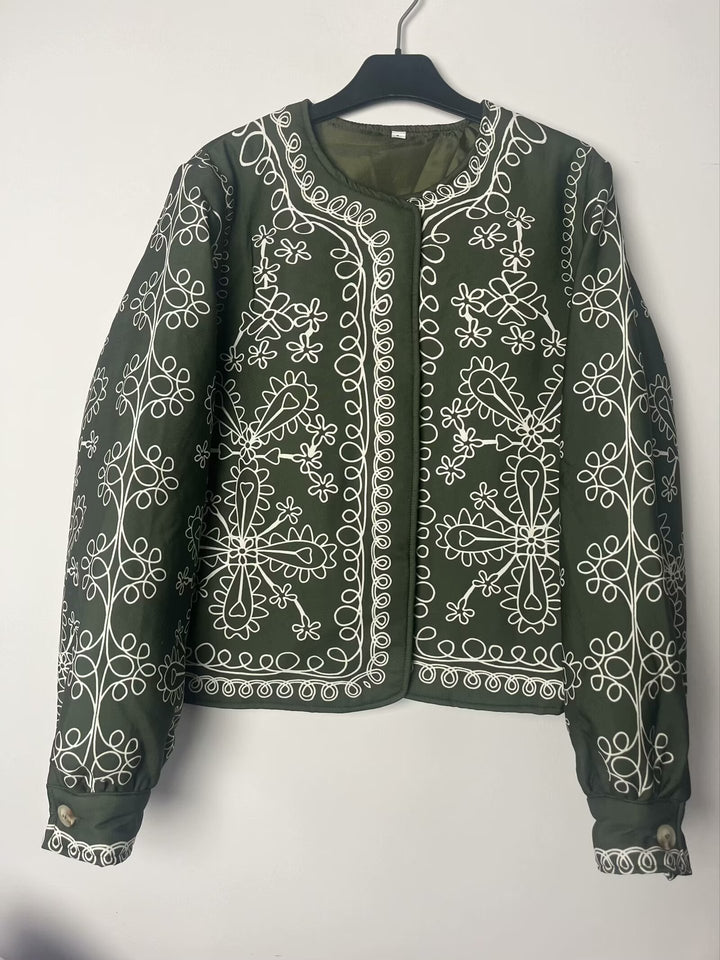Kvinders patchwork designjakke med blomster mønster og elegante applikationer Stilla