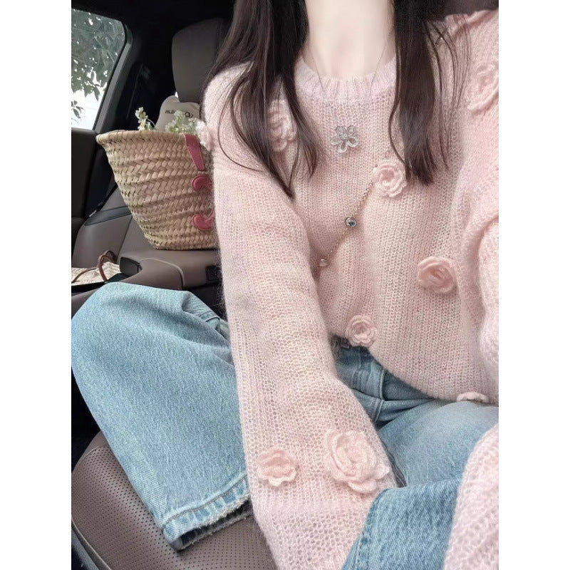 Kvinders sweater med dekorative blomsterapplikationer Stilla