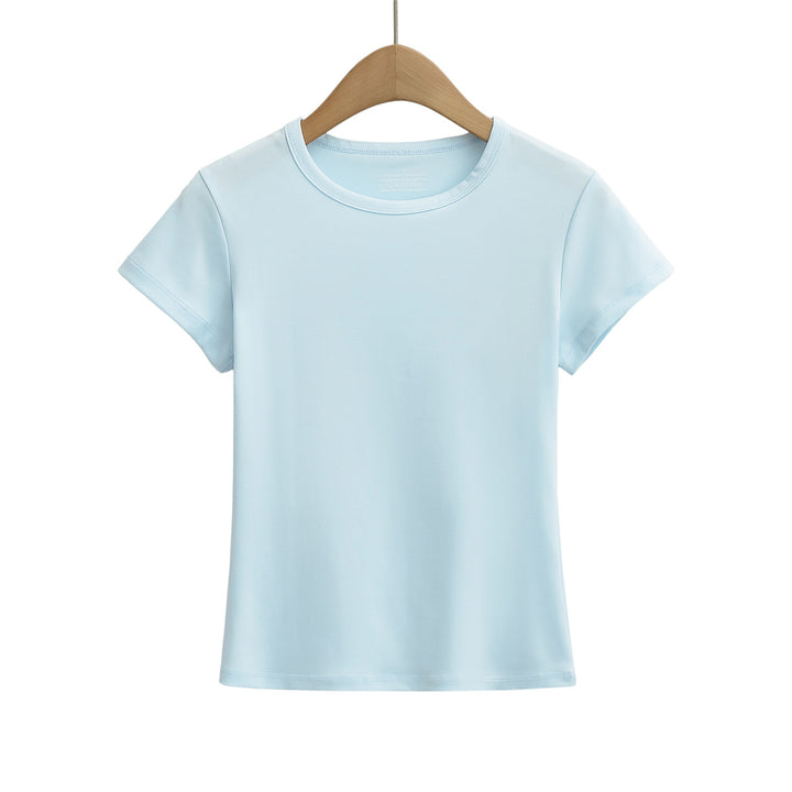 Dame Basic T-shirt med rund udskæring og tætsiddende pasform Stilla