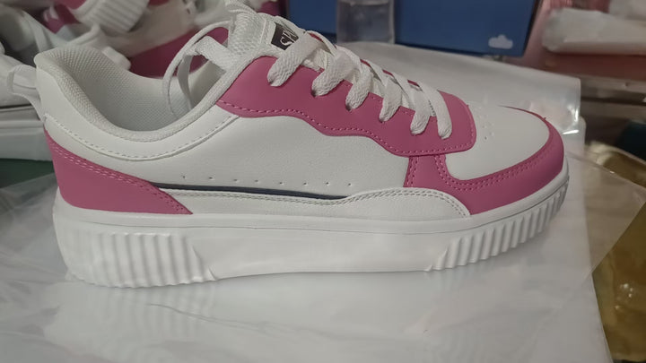 Dame nan Plateau-Sneaker med særlig tykk sål og polstret komfortfodbed Skovae