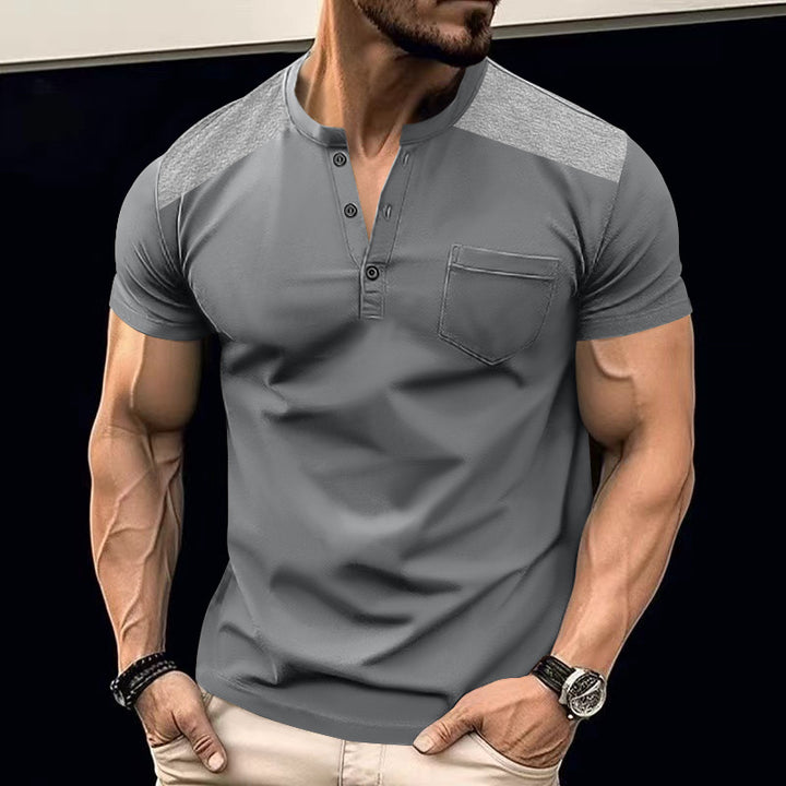 Herrer kortærmet Henley-T-shirt med stilfuldt knapdesign og praktisk brystlomme Stilla