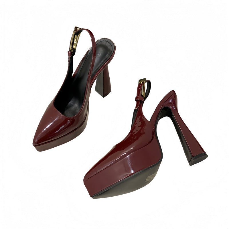 Dame Slingback Plateau-Pumps med højglansfinish og moderne blokhæl Stilla