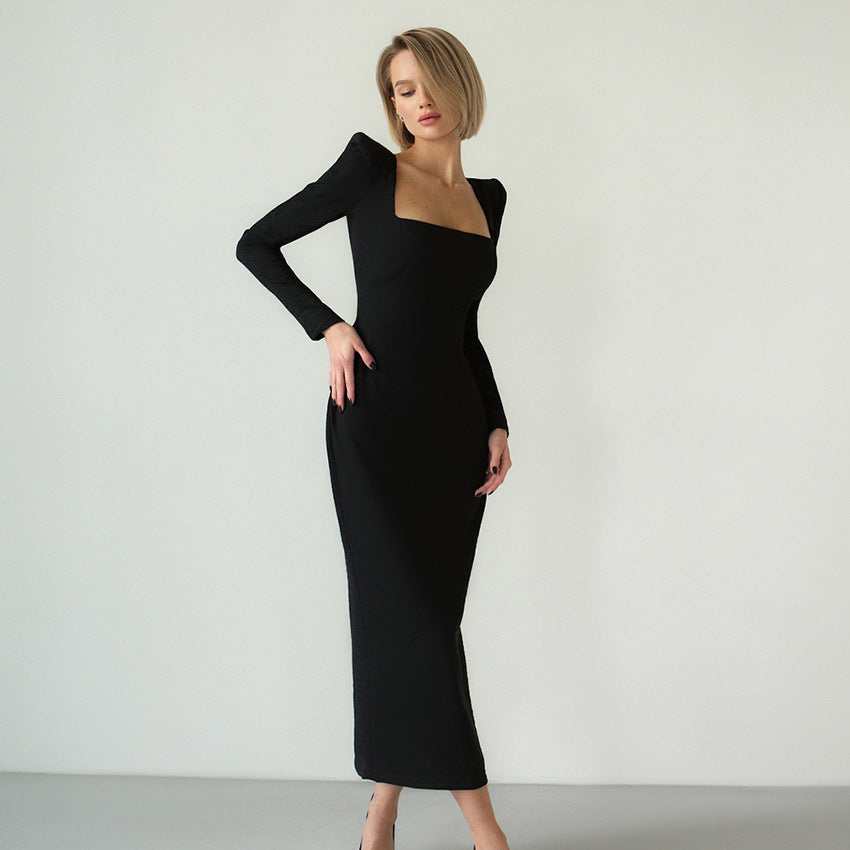 Dame Maxikjole med elegant, off-shoulder design og strukturerede ærmer Stilla