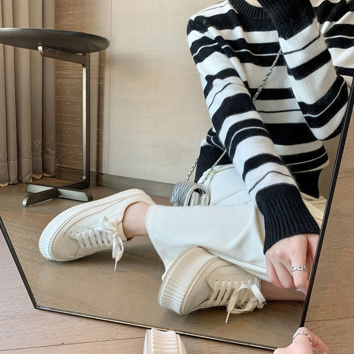 Dame Sneakers med struktureret plateau og blødt overmateriale Stilla