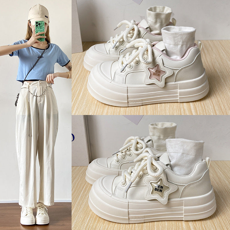 Dame Sneakers med unikt stjernedetalje og trendy plateau sål Stilla