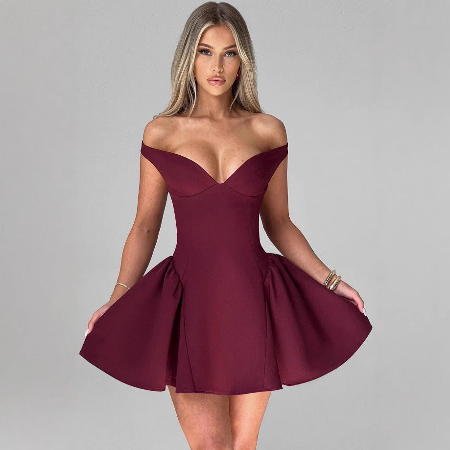 Dame mini-kjole med off-shoulder-design og elegant tørklæde Stilla