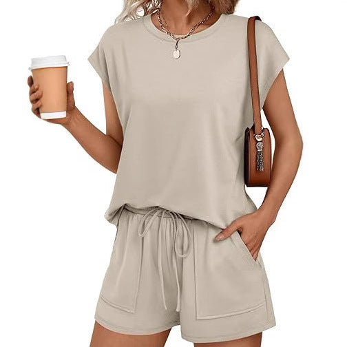 Dame komfortabel fritidssæt med T-shirt og shorts Stilla