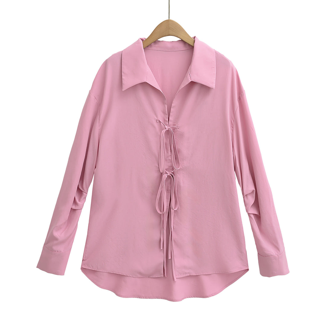 Damebluse med elegant snøring og løs pasform Stilla
