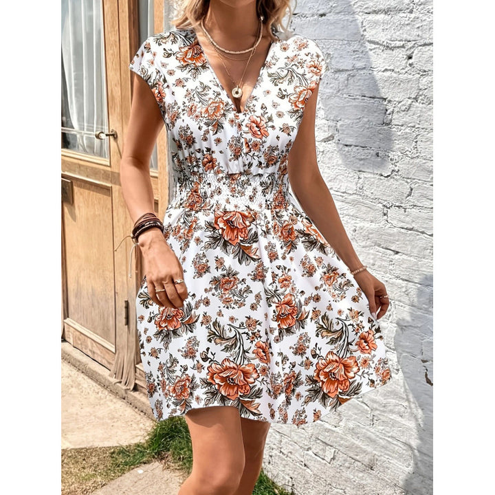 Dame wrap kjole med floral mønster og elastisk talje Skovae