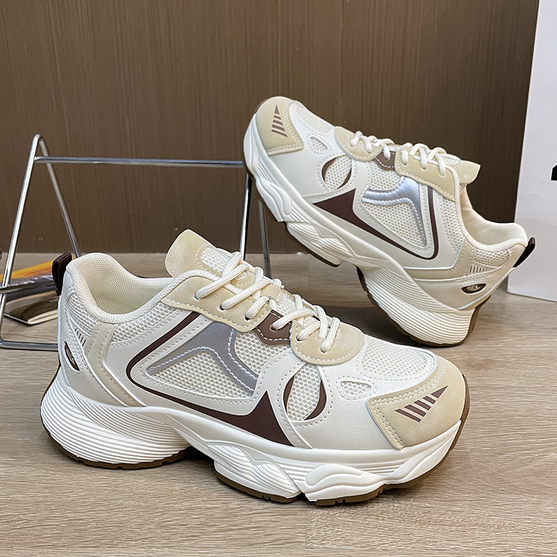 Damer sporty sneakers med åndbart mesh-overmateriale og dæmpende ydersål Stilla
