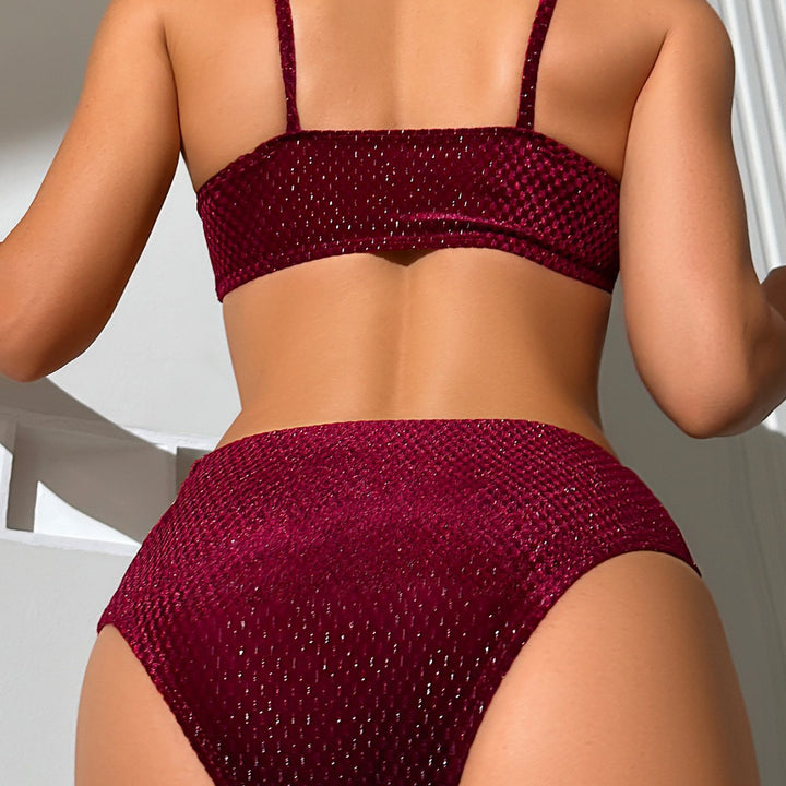 Damer to-delt bikini med kreative cut-out detaljer Skovae