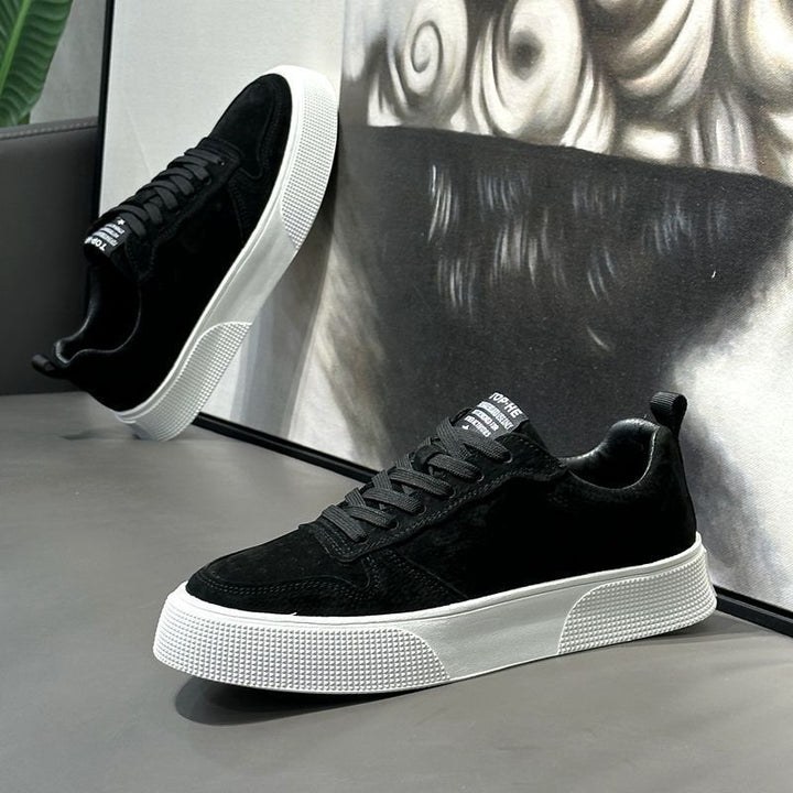 Dame Behagelige Sneakers lavet af kvalitets ruskind med skridsikker sål og fugtregulerende indersål Stilla