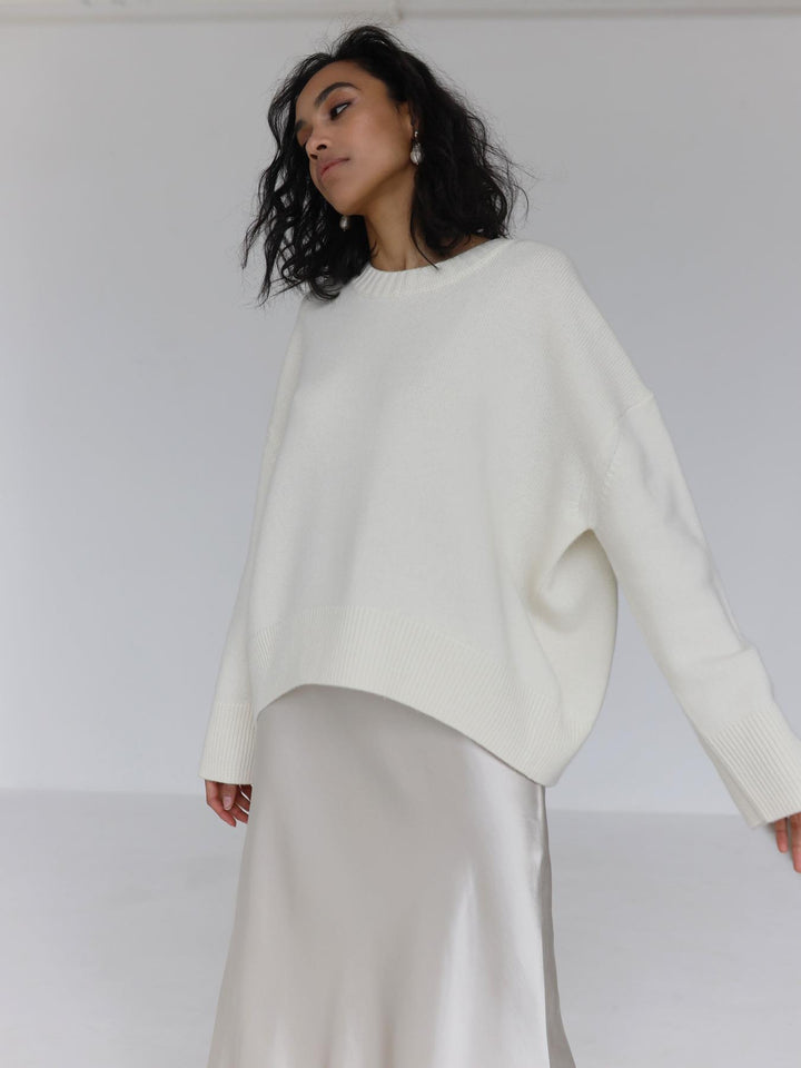 Dame hyggelig strikkepullover med løs pasform og afslappede ærmer Stilla