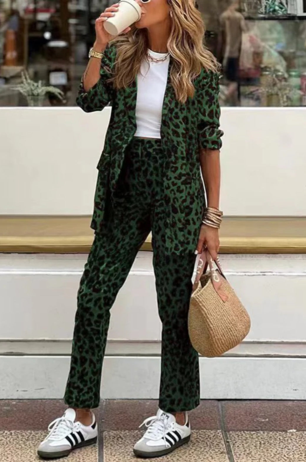 Dame elegant linnedragt sæt i leopardmønster med formsyet blazer og lige bukser Stiila