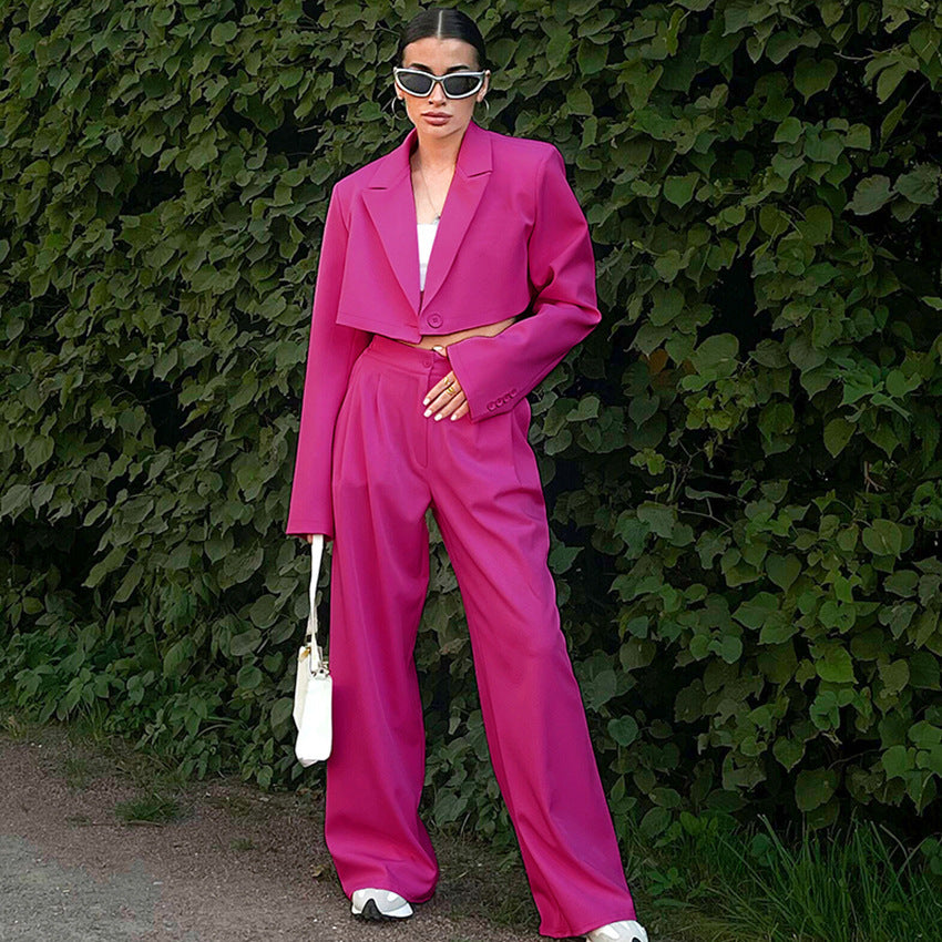 Dame moderne cropped Blazer-sæt med elegante detaljer Stilla