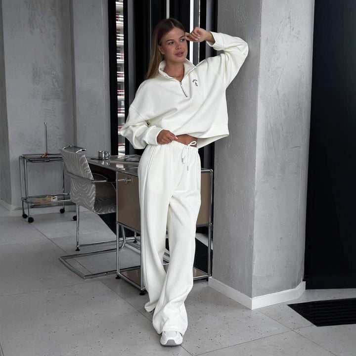 Damer sporty sweater sæt med høj krave og komfortabel pasform Stilla