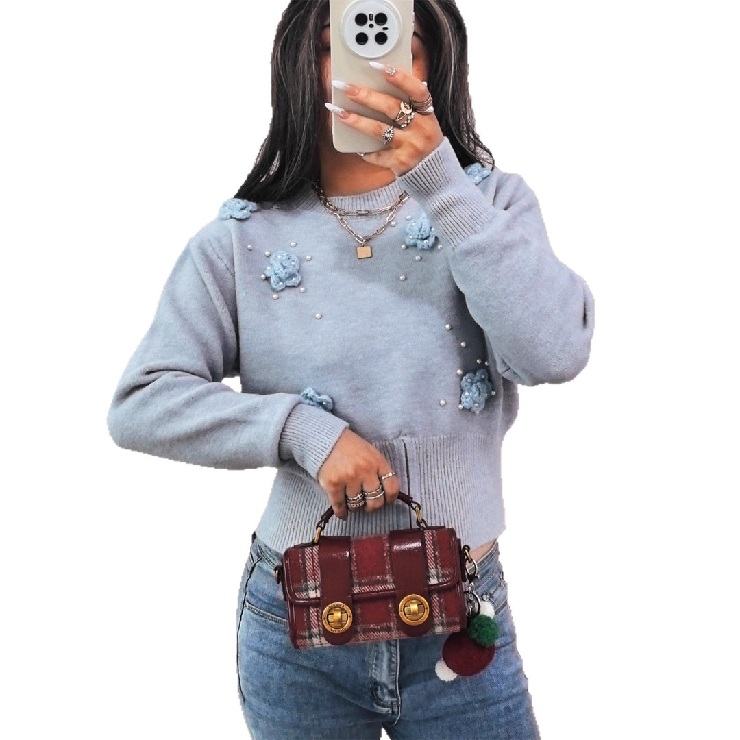 Dames fashionable strik sweater med blomsterapplikationer og dekorative perler Stilla