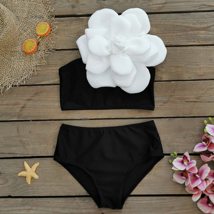 Dame bikini sæt med aftagelig blomsterapplikation og høj talje Stilla