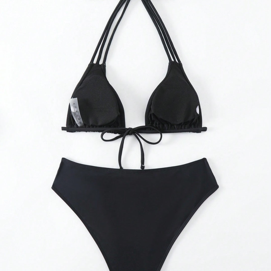 Dame triangel-bikini med stilfulde snørredetaljer og højt skåret trosser Stilla