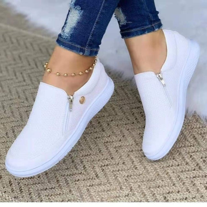 Dame Slip-On Sneakers med fashionable lynlåsdesign og åndbart overflade Stilla