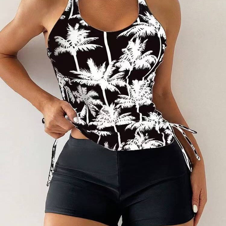 Dame Tankini med alsidig snit og sporty shorts Stilla
