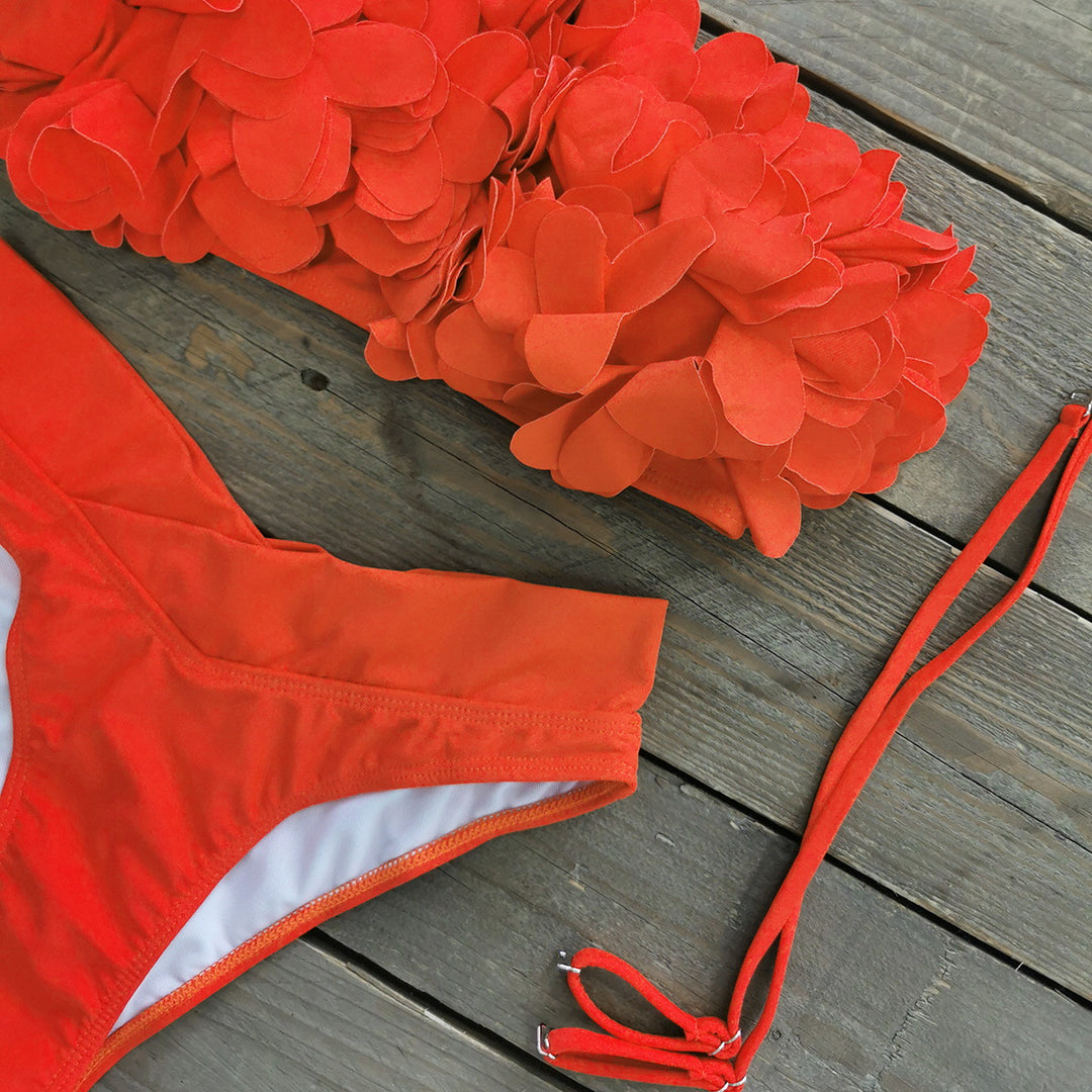 Dame bikini sæt med blomster top og høje trusser Stilla