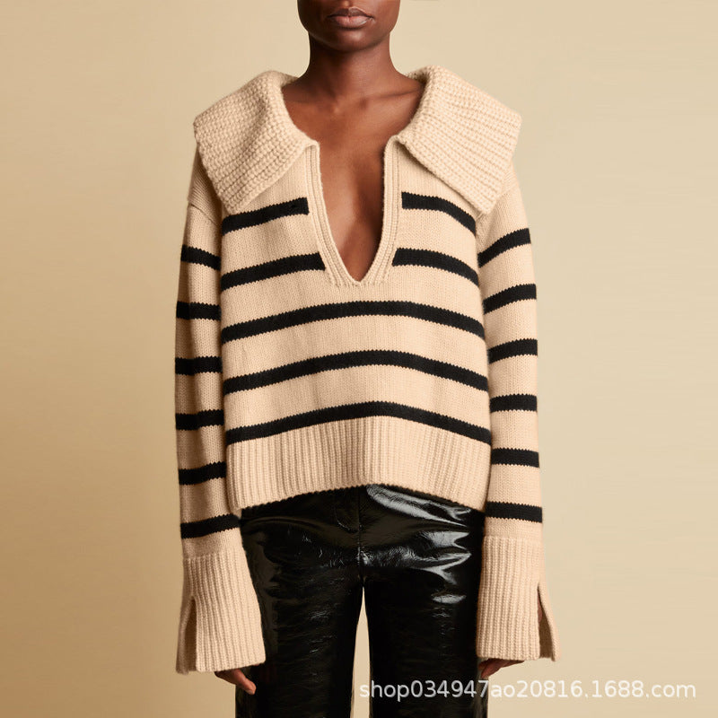 Dame sweater med vid hals og stribet design Stilla