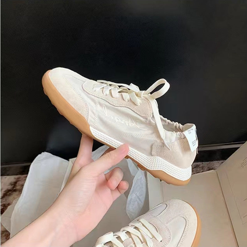 Dame Kvalitets Sneakers med åndbart overmateriale og skridsikker sål Stilla