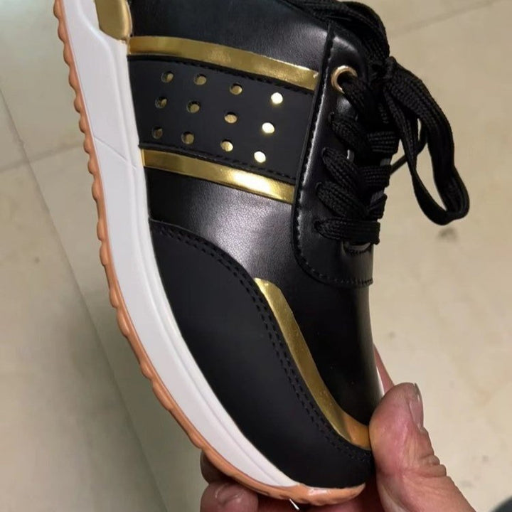 Dame Sneakers med elegante metallic-detaljer og åndbart overfladestruktur Stilla