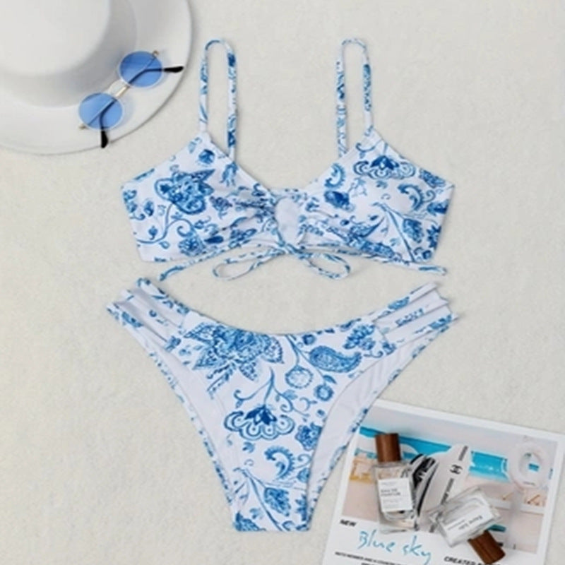 Dame bikini sæt med blomsterdesign og elegante bindebånd Skovae