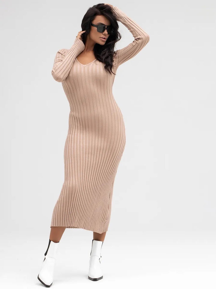 Femme Ribstrik Bodycon Midi Kjole med dyb V-udskæring Stilla