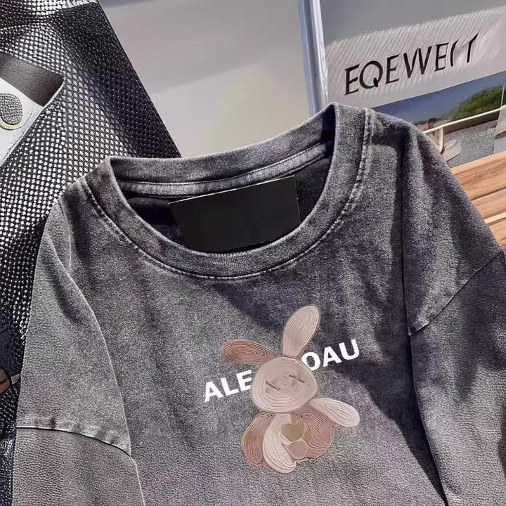 Dame T-shirt med stort Bunny-druck og afslappet snit Stilla