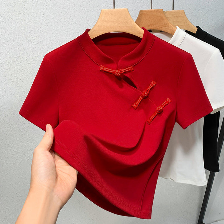 Dame Mode T-shirt med asiatisk krave og dekorative knapdetaljer Stilla
