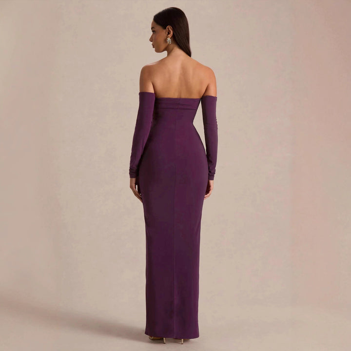 Dame strapless aftenkjole med lange ærmer og raffinerede flæsedetaljer Skovae
