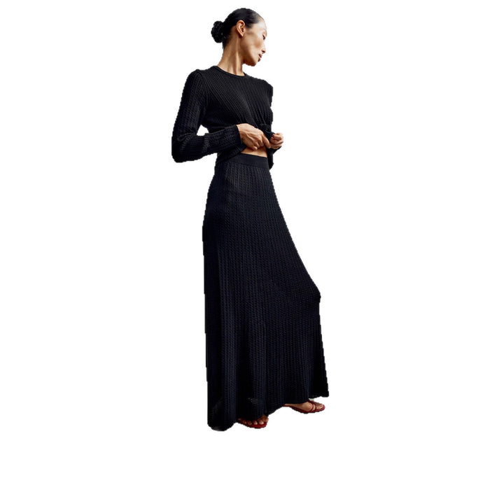 Kvinders Strikket Maxi Kjole i Elegant Rib Design med Lange Ærmer Stilla
