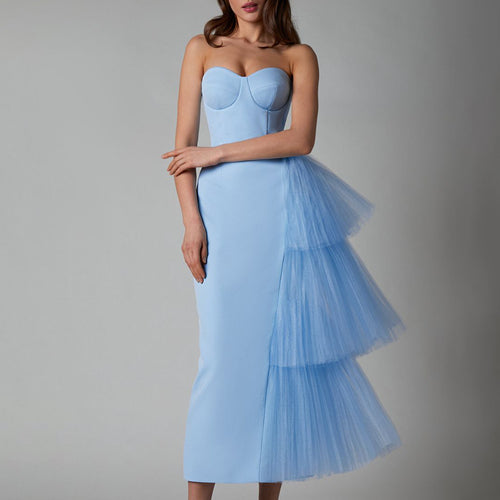 Dame Elegant Off-Shoulder Aftenkjole med Tyll-detaljer og tætsiddende snit Stilla