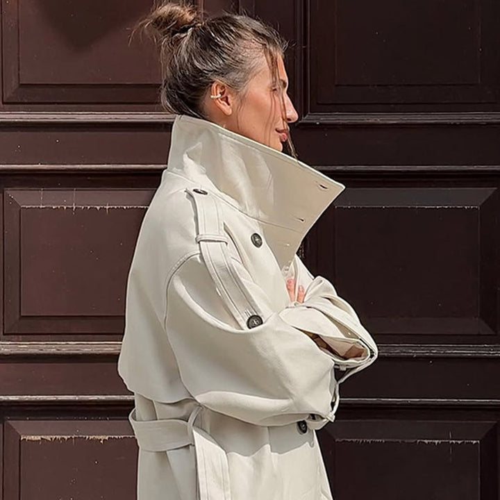 Dame Oversized Trenchcoat med lommer og stilfulde knapdetaljer Stilla
