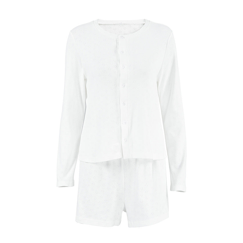 Dame Pyjama-sæt med elegant knaplukning og behageligt kortærmet design Stilla