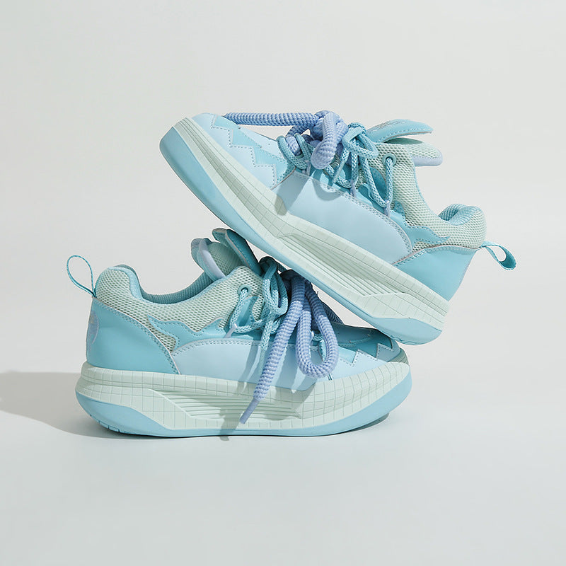 Dame Sporty Sneakers med futuristiske designelementer og banebrydende dæmpningsteknologi Stilla