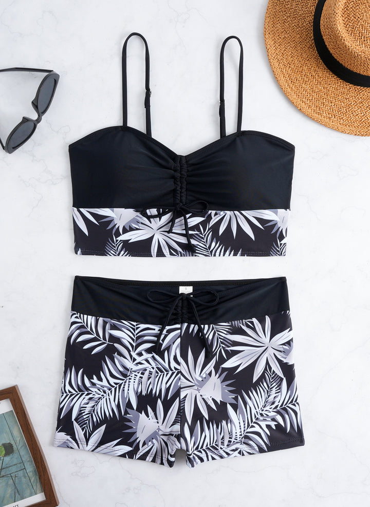 Dame bikini sæt med fashionable rynk og højtaljede shorts Skovae