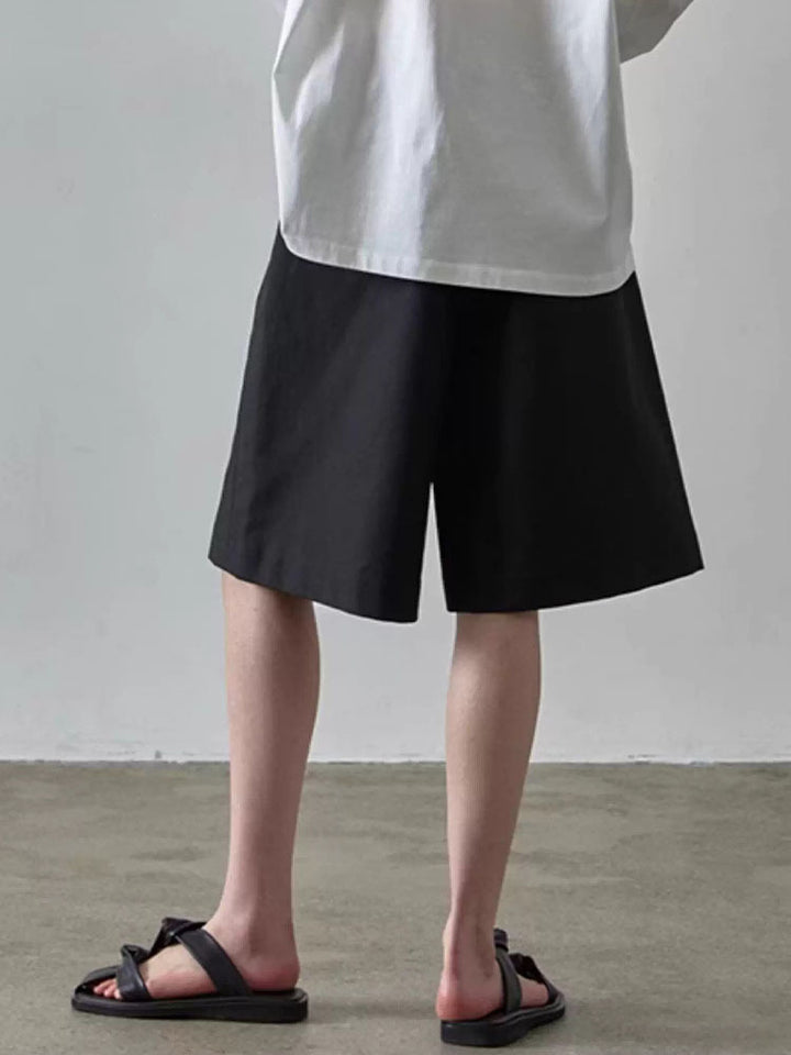 Dame brede shorts med plisseringer og sidelommer Stilla