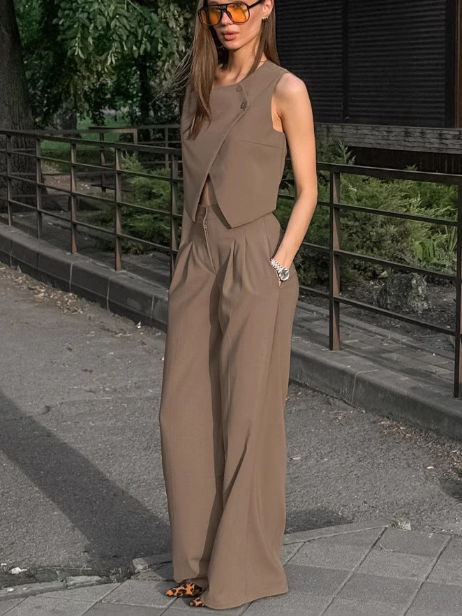 Dame trendy cropped top med asymmetrisk snit og bredskårne højtaljede bukser Stilla