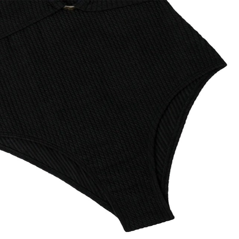 Damer Elegant Én-delt Badedragt med Omslag-design og Ring-Accent Skovae
