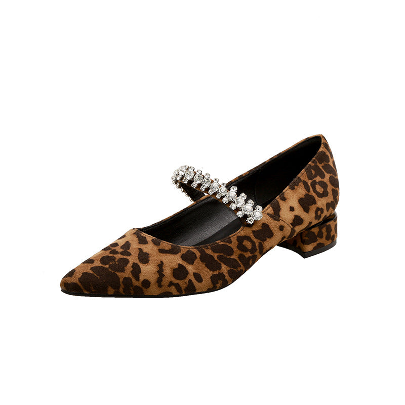 Dame elegante Pumps med funklende dekoration og komfortabel blokhæl Stilla