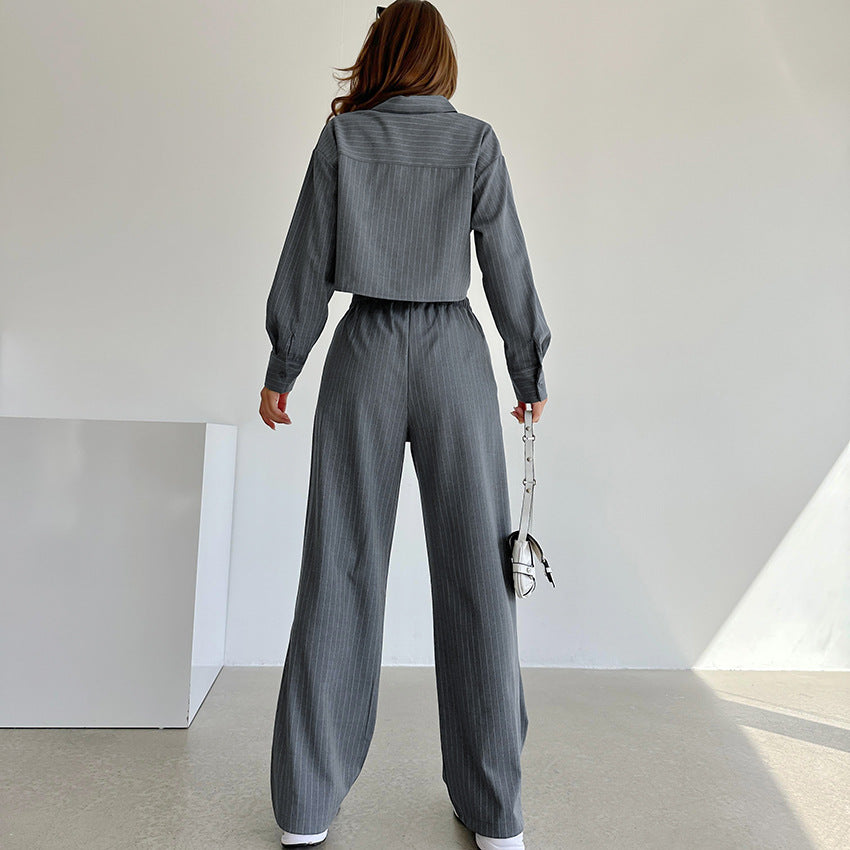 Dame sæt bestående af cropped bluse og bred bukser med elegant struktur Stilla