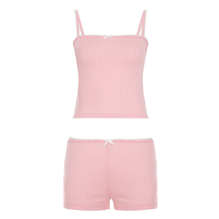 Dame sporty top og shorts-sæt med fine spids-detaljer Skovae