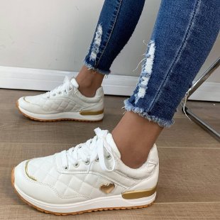 Dame Sporty Sneakers med elegant design og komfort Stilla